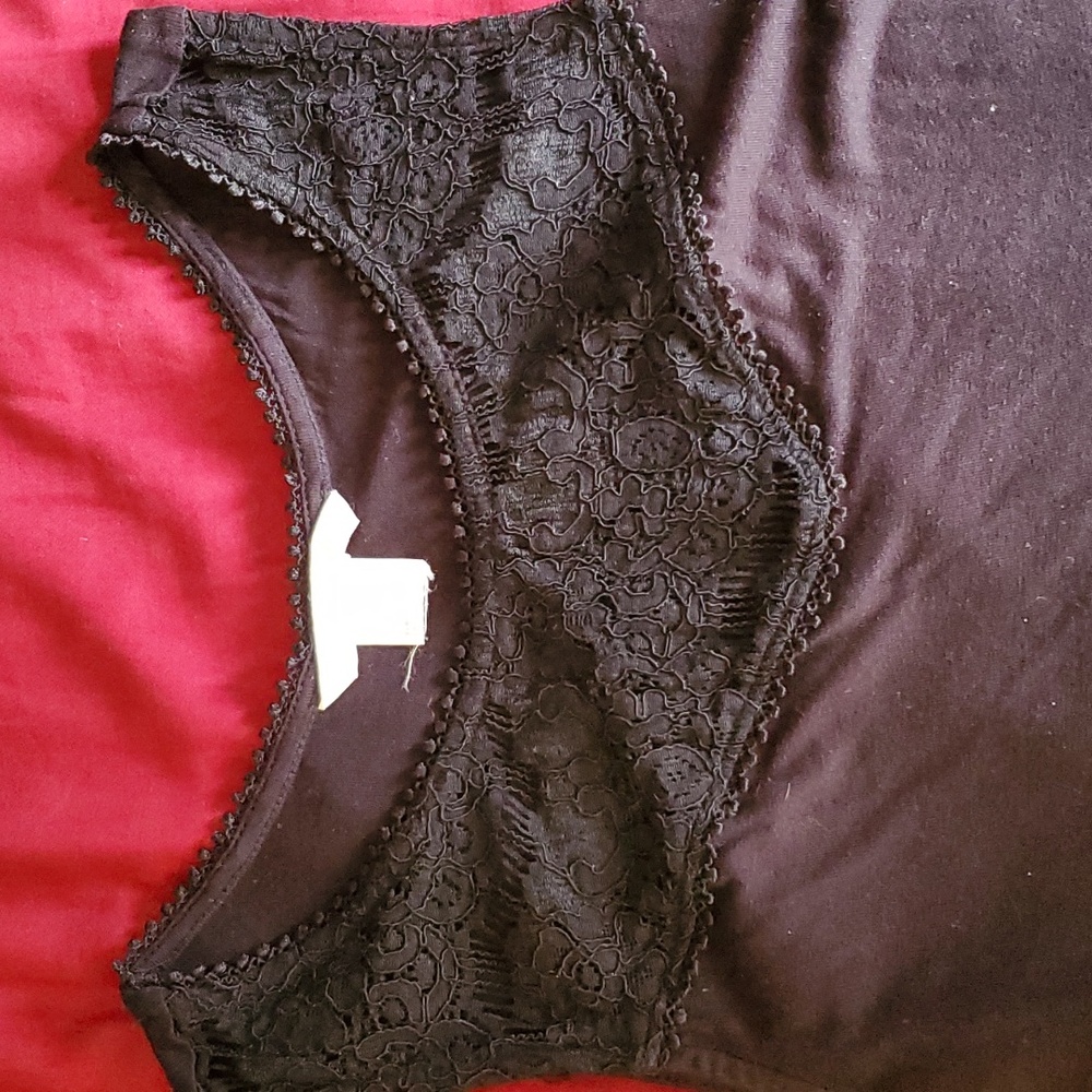 Lace Tank Top - Picture 3 of 4